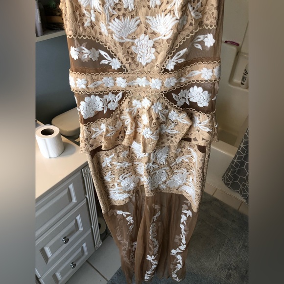 For love and lemons maxi dress - Picture 7 of 9